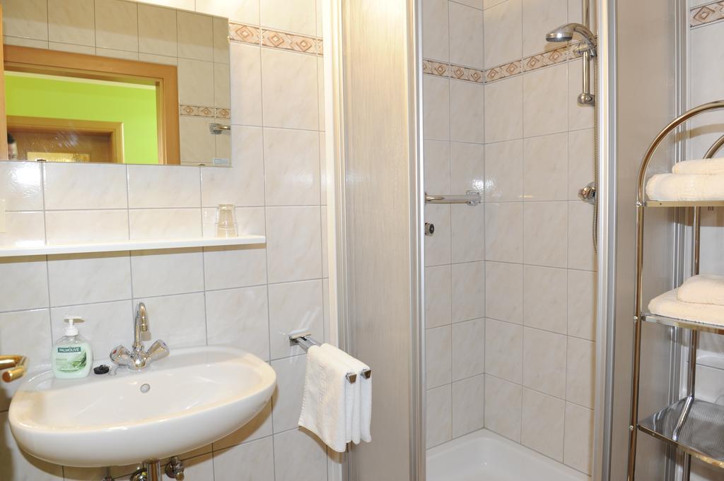 Ferienwohnung Haus Sonnenschein Mariapfarr Exterior foto