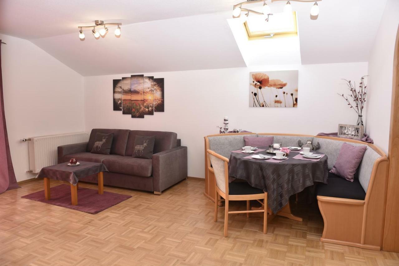 Ferienwohnung Haus Sonnenschein Mariapfarr Exterior foto